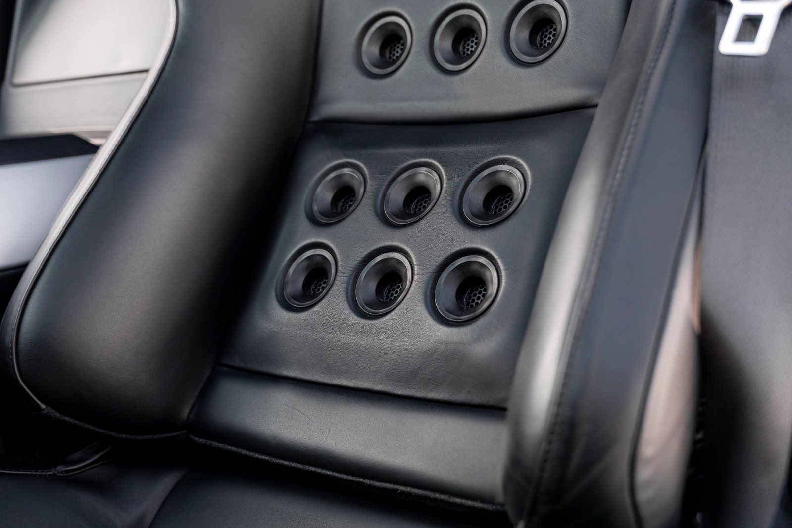 2006 Ford GT Interior 147