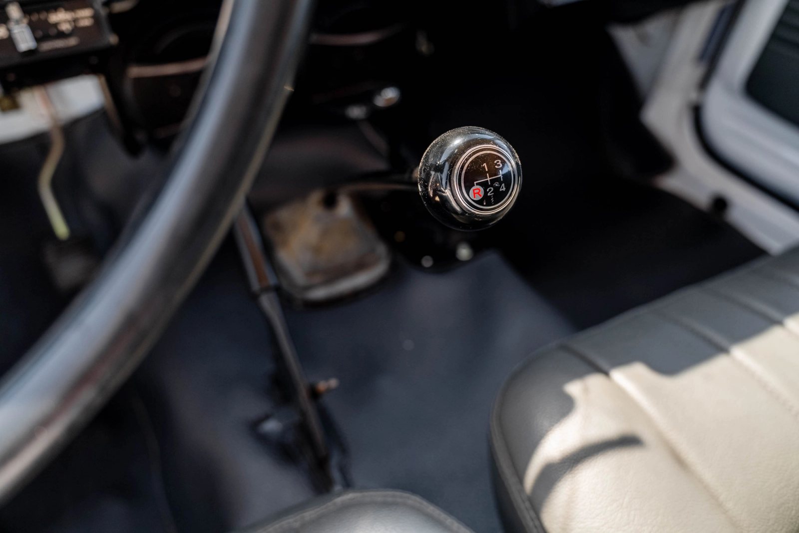 1979 Toyota FJ40 Interior 142