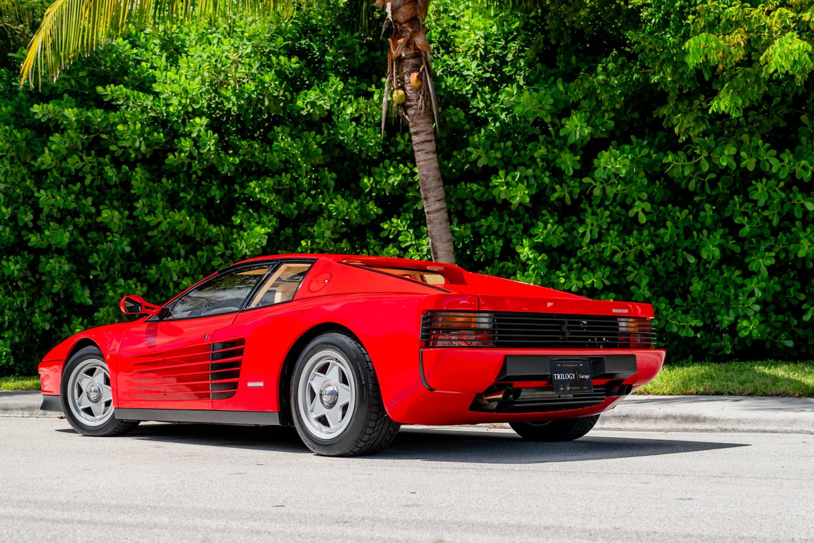 1987 Ferrari Testarossa Exterior 2
