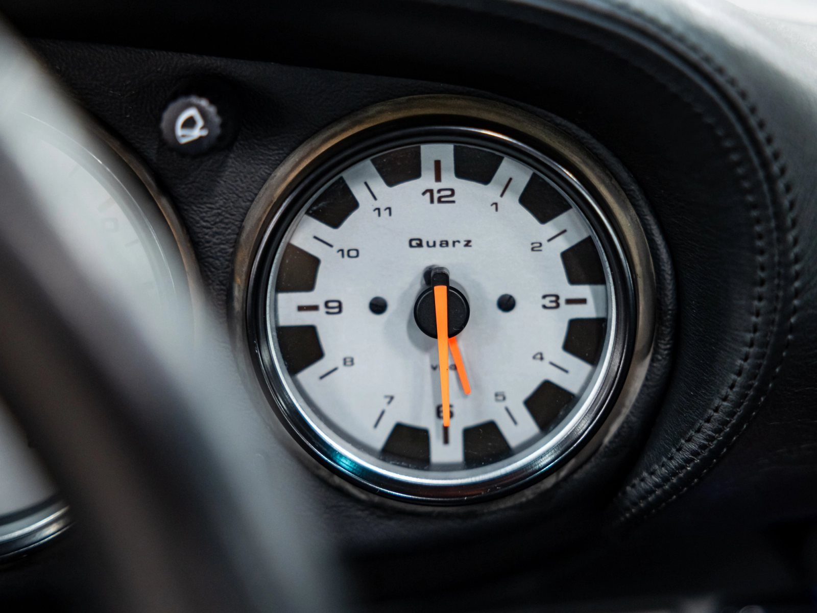 1996 Porsche 911 Turbo Interior 24