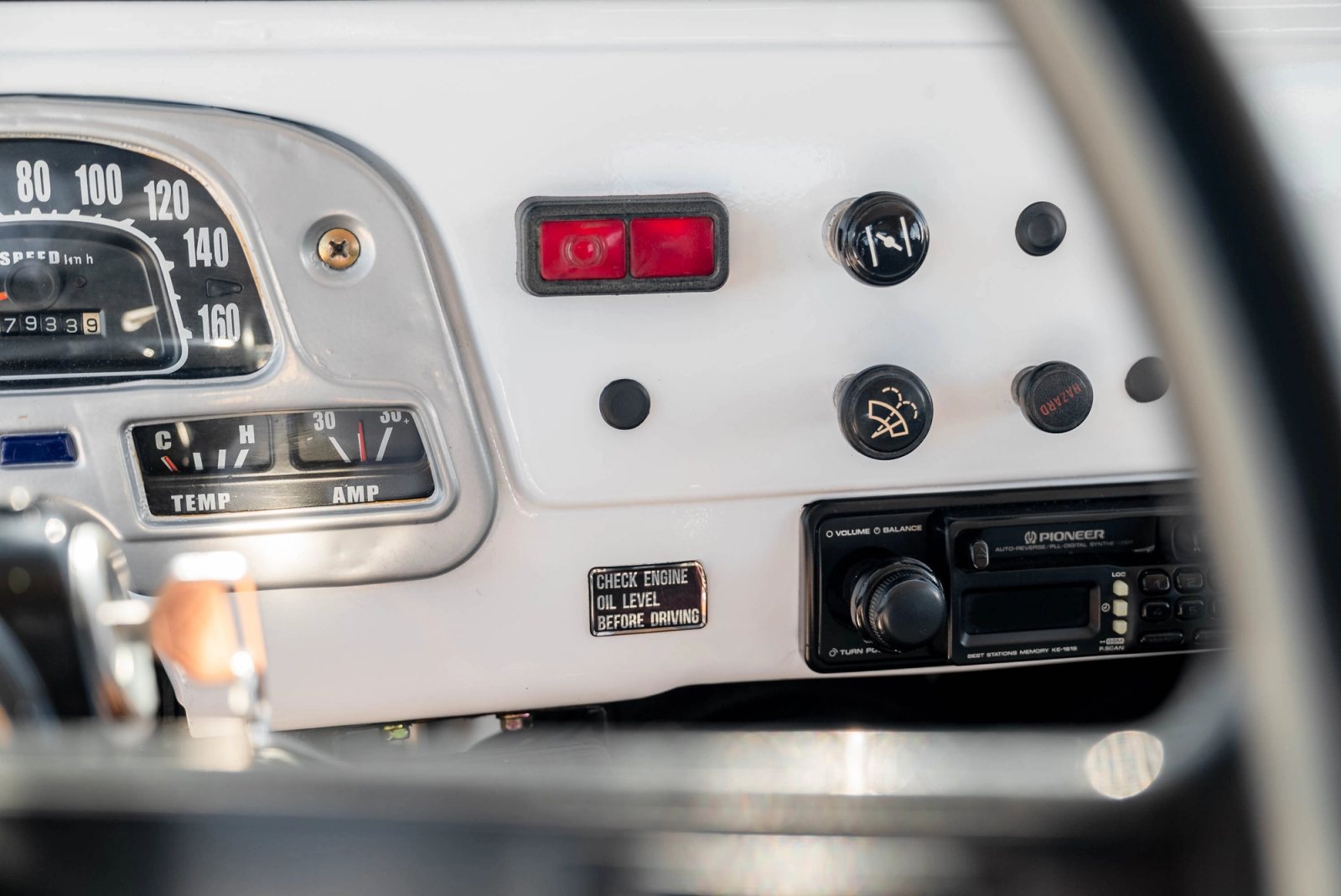 1979 Toyota FJ40 Interior 128