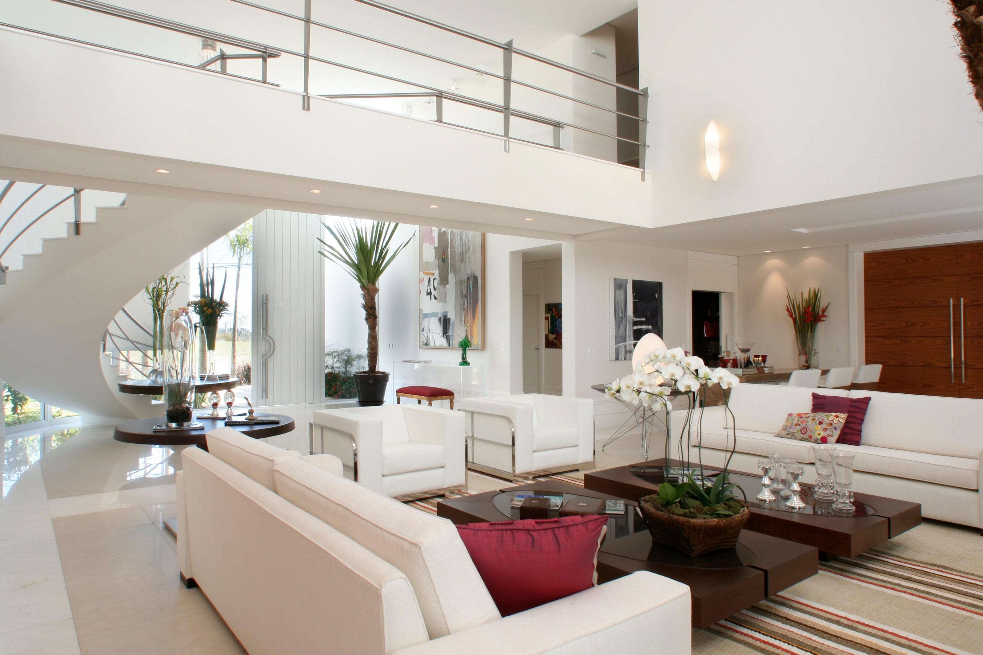 Residência APM — Sala de estar ampla