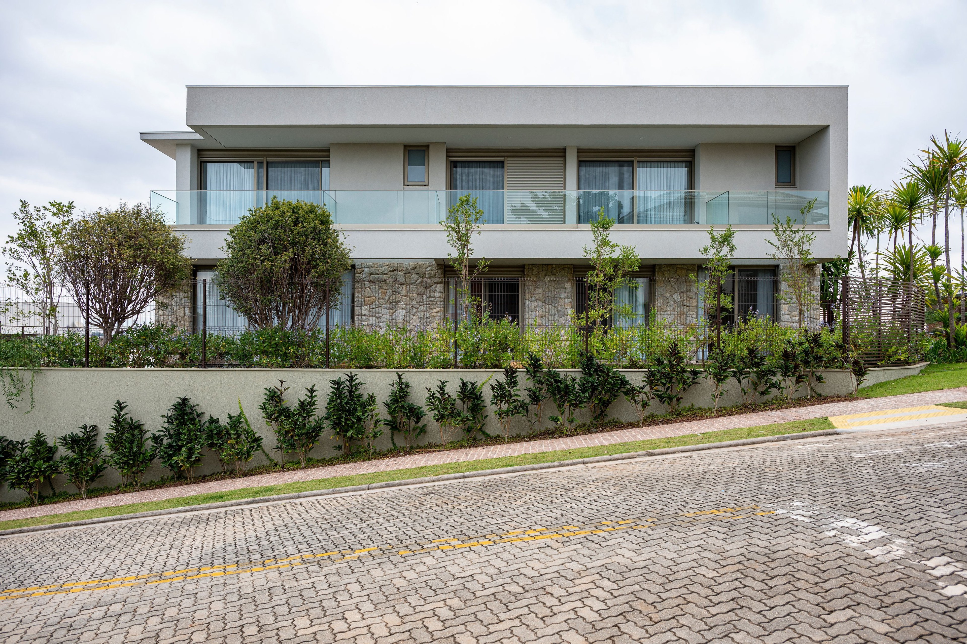 Residência MOR — Fachada dos fundos