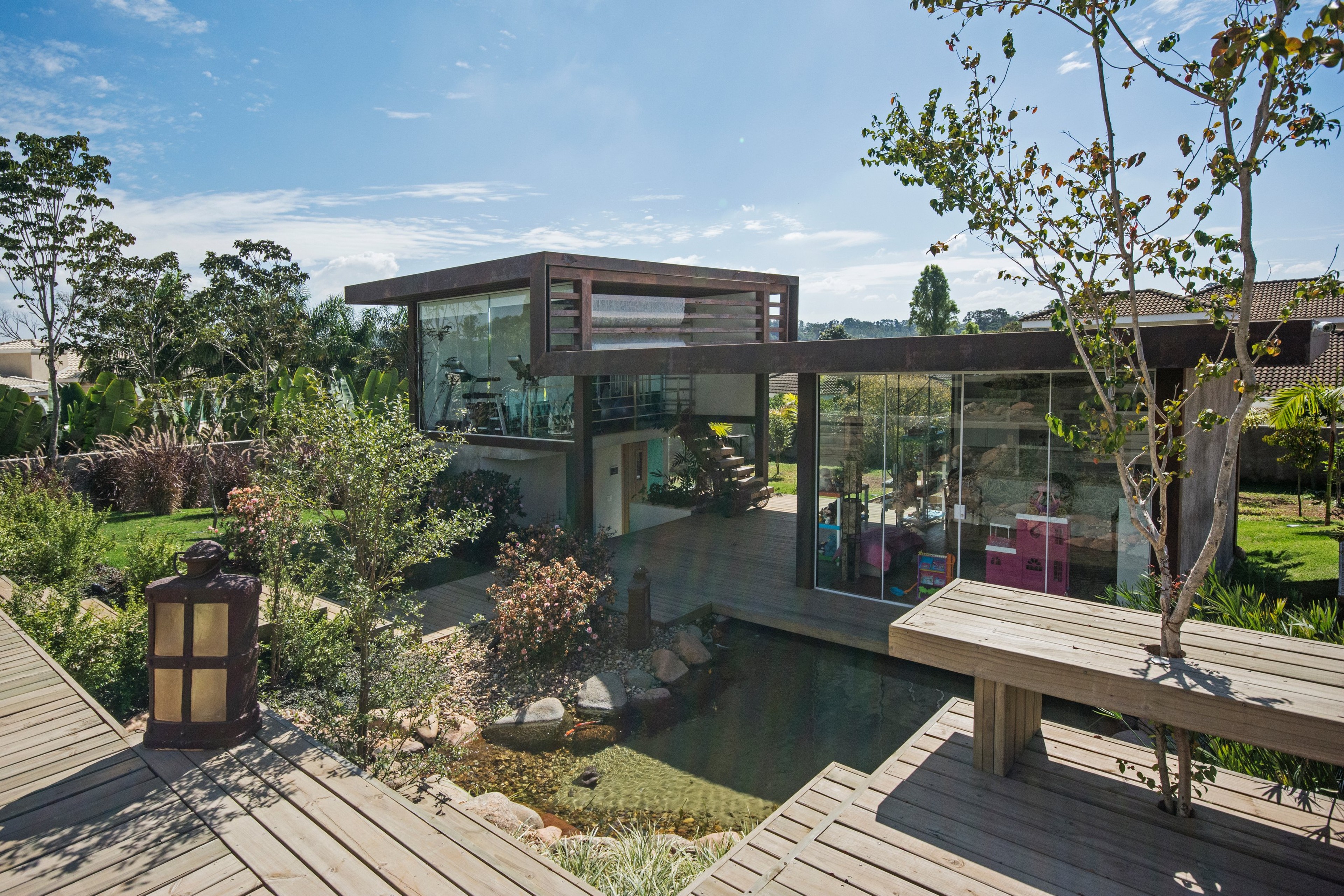 Residência VTO — Pavilhao de lazer no jardim