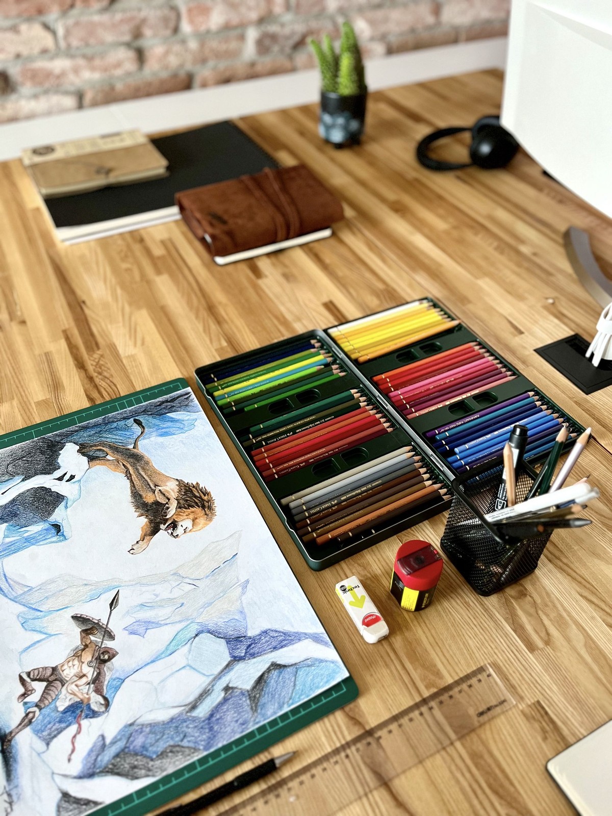 Darius Dan's workspace — photo 6