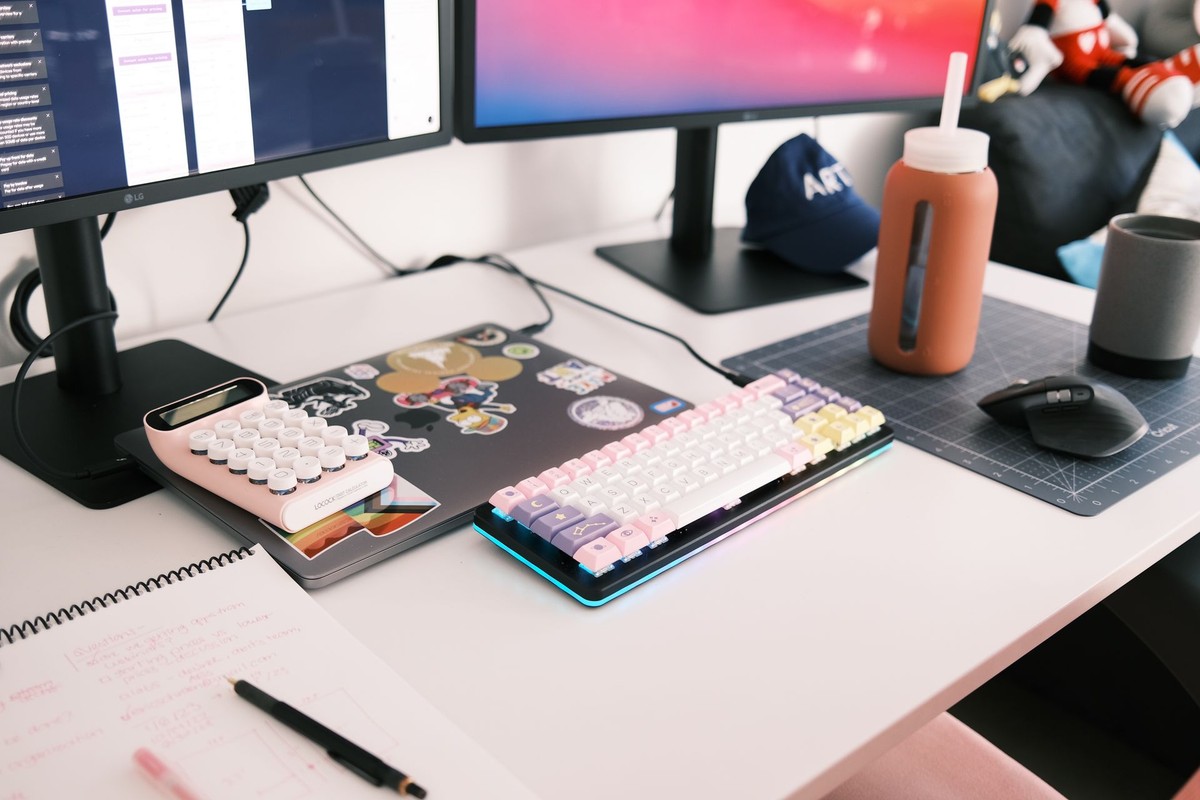 Amy Schwartz's workspace — photo 4