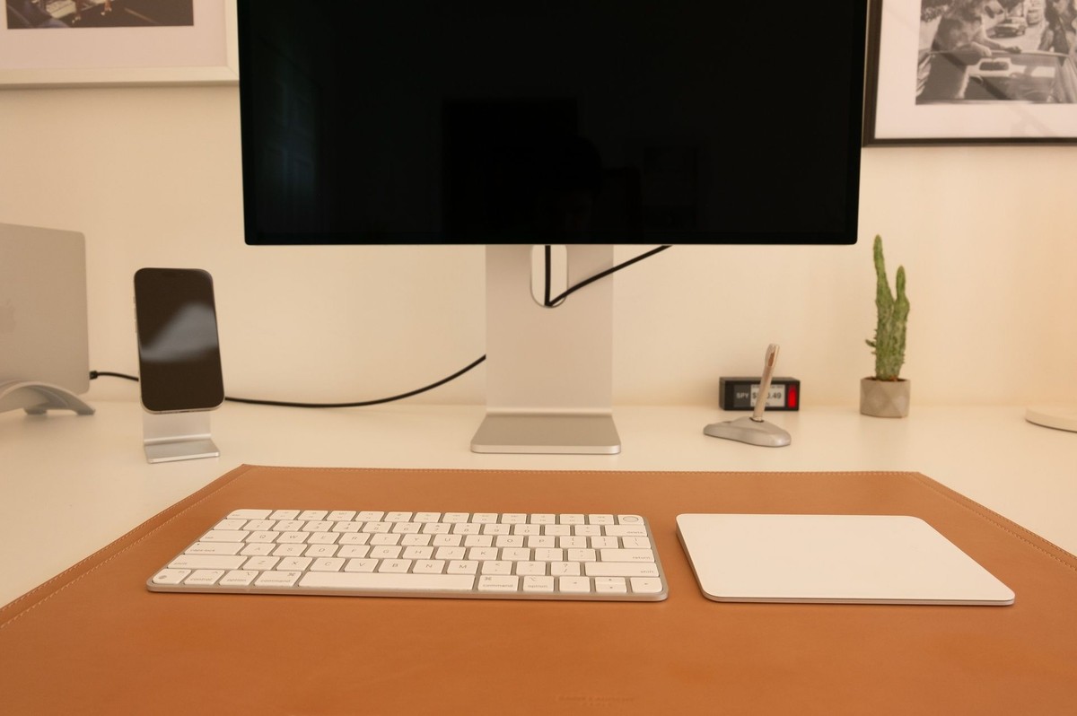 Hunter Owens's workspace — photo 2