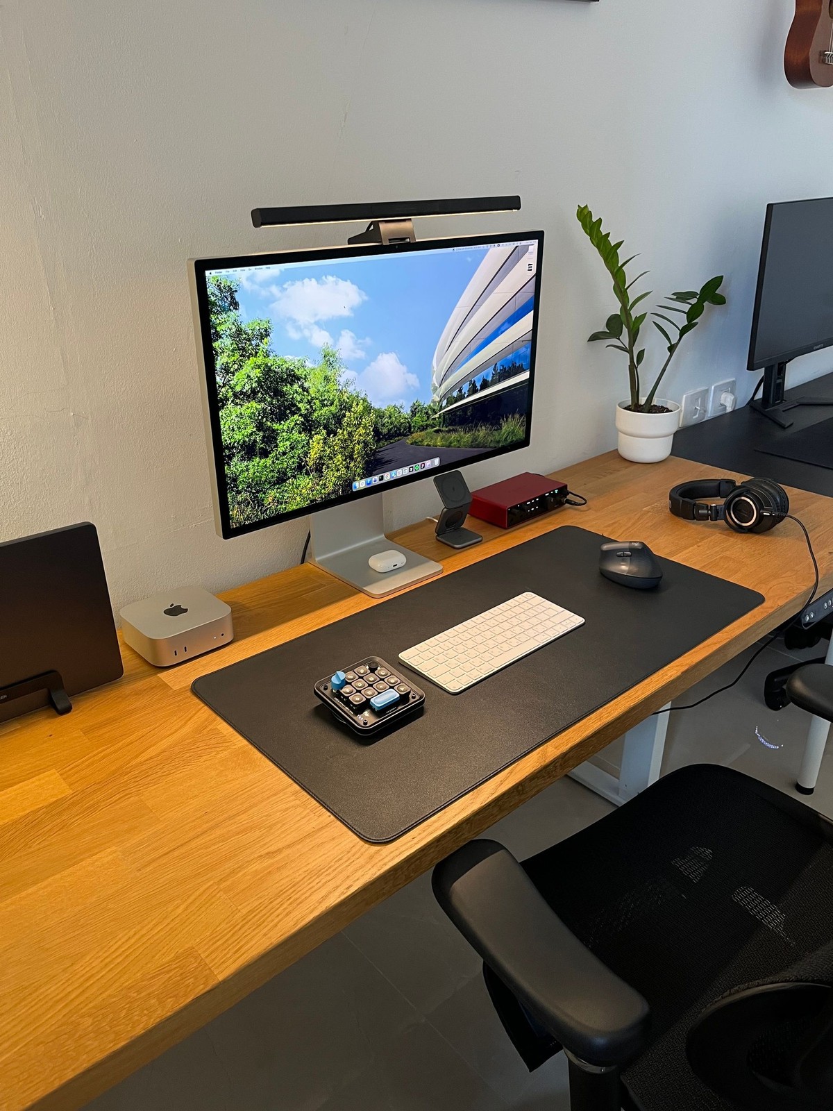 Artyum Grebenyuk's workspace — photo 4