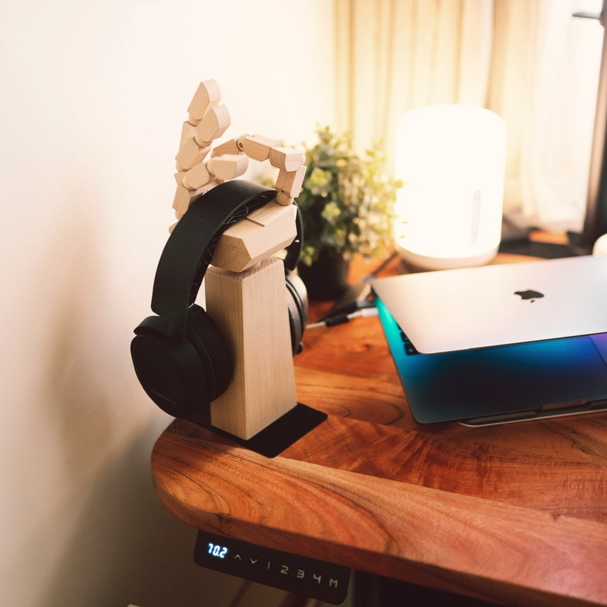 Vishal Krishna's workspace — photo 7