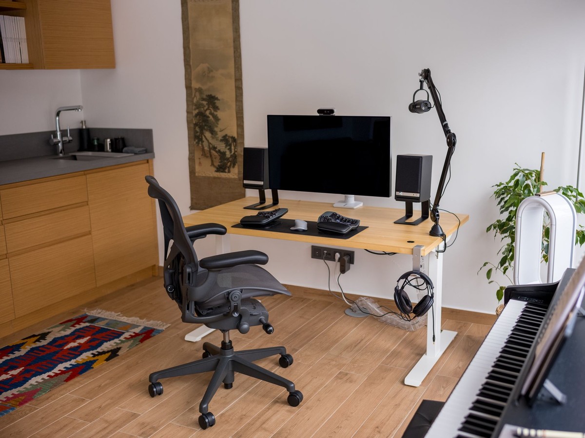 Fatih Arslan's workspace — photo 2