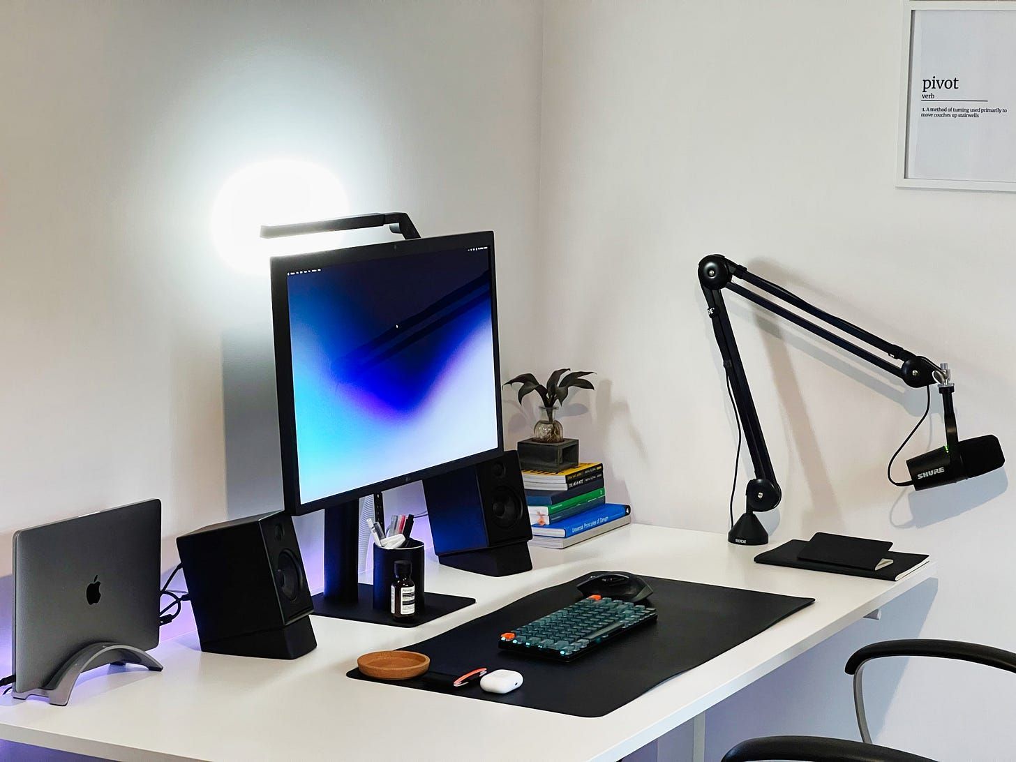 Stuart Regan's workspace