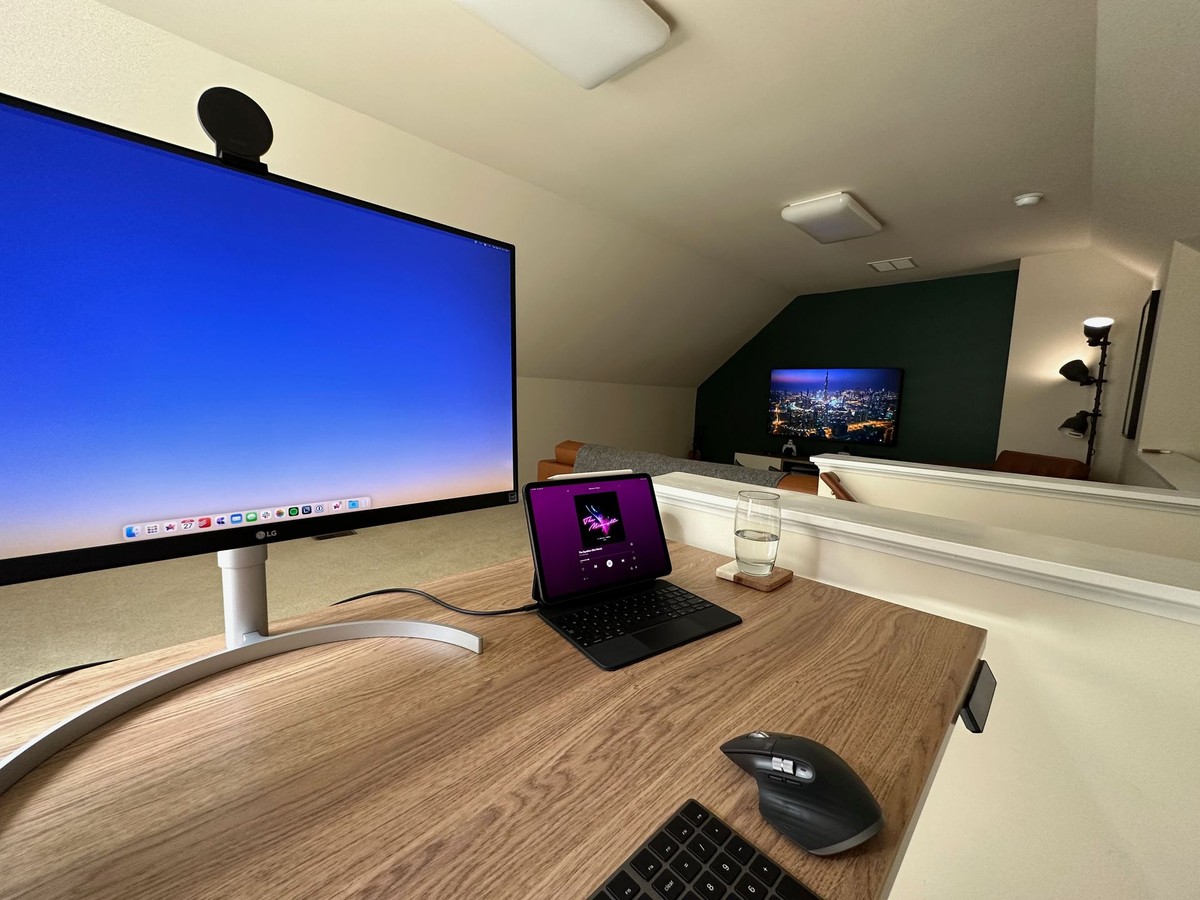 Michael Luchen's workspace — photo 2