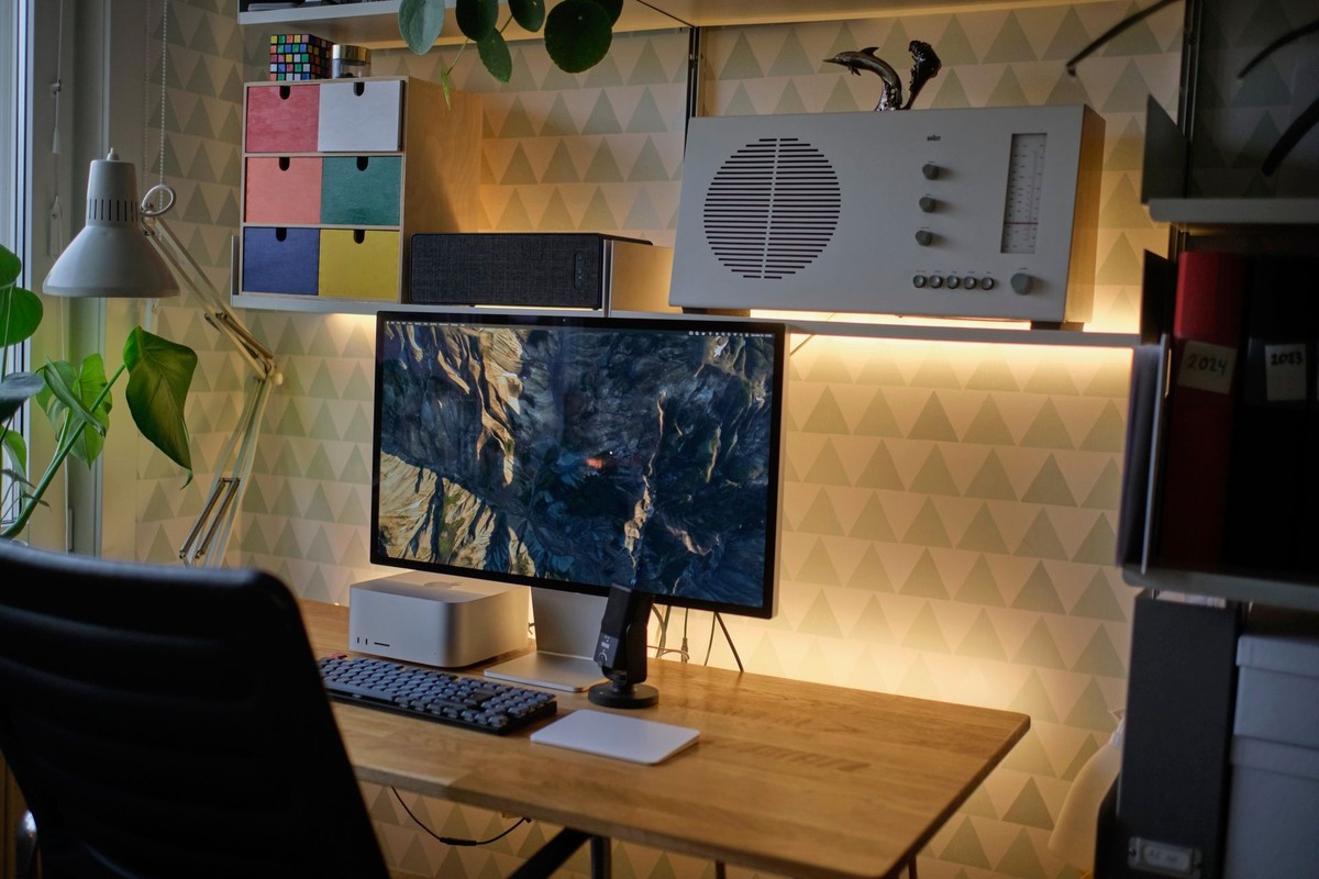Andreas Eldh's workspace — photo 2