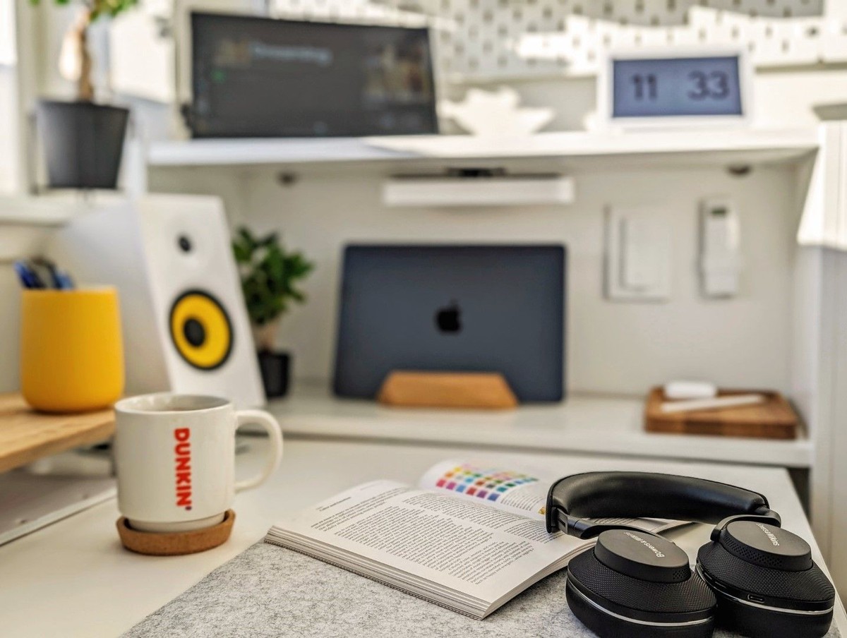 Lars's workspace — photo 7