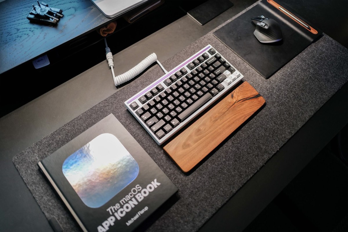 Michael Flarup's workspace — photo 3