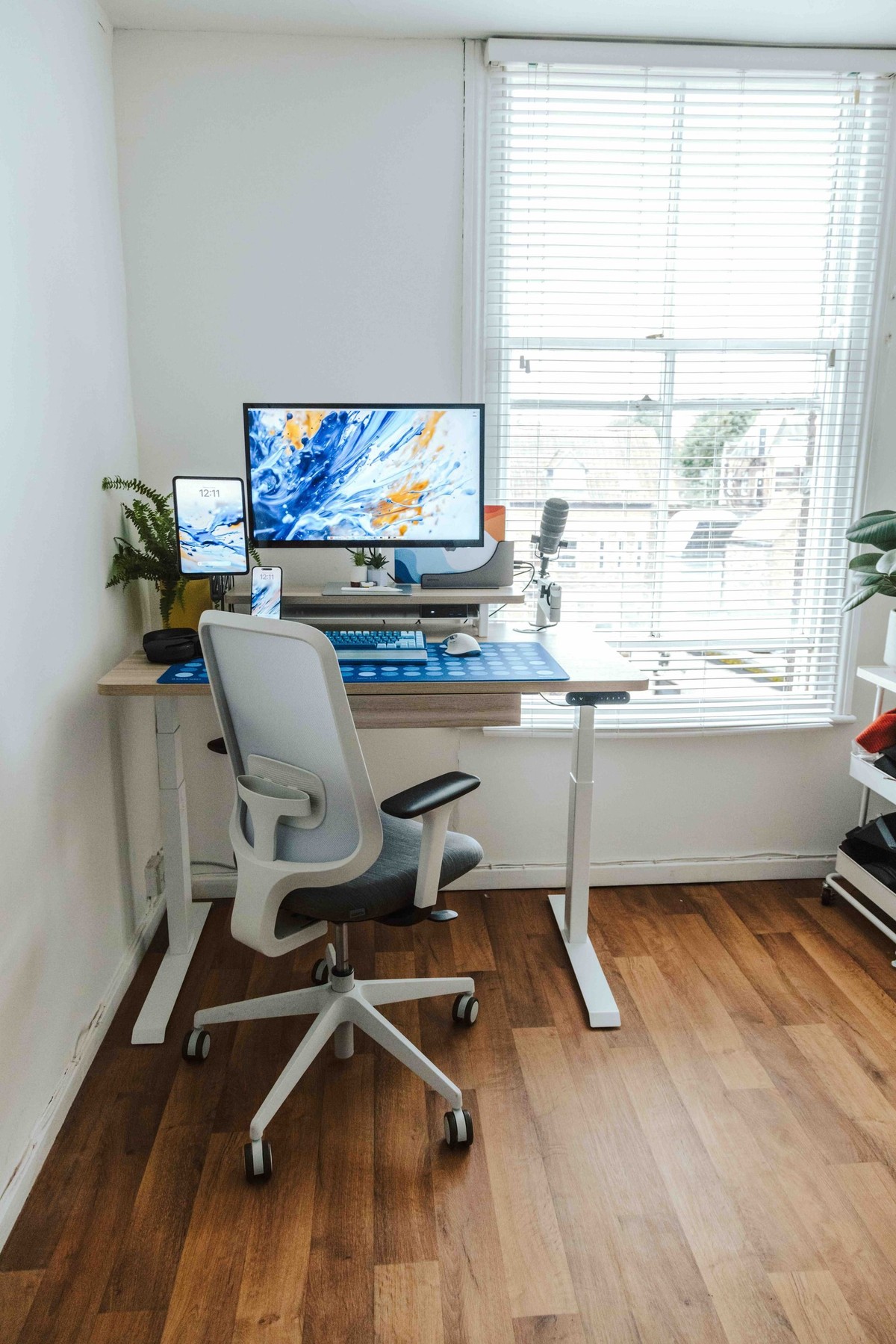 Mark Gilroy's workspace — photo 2