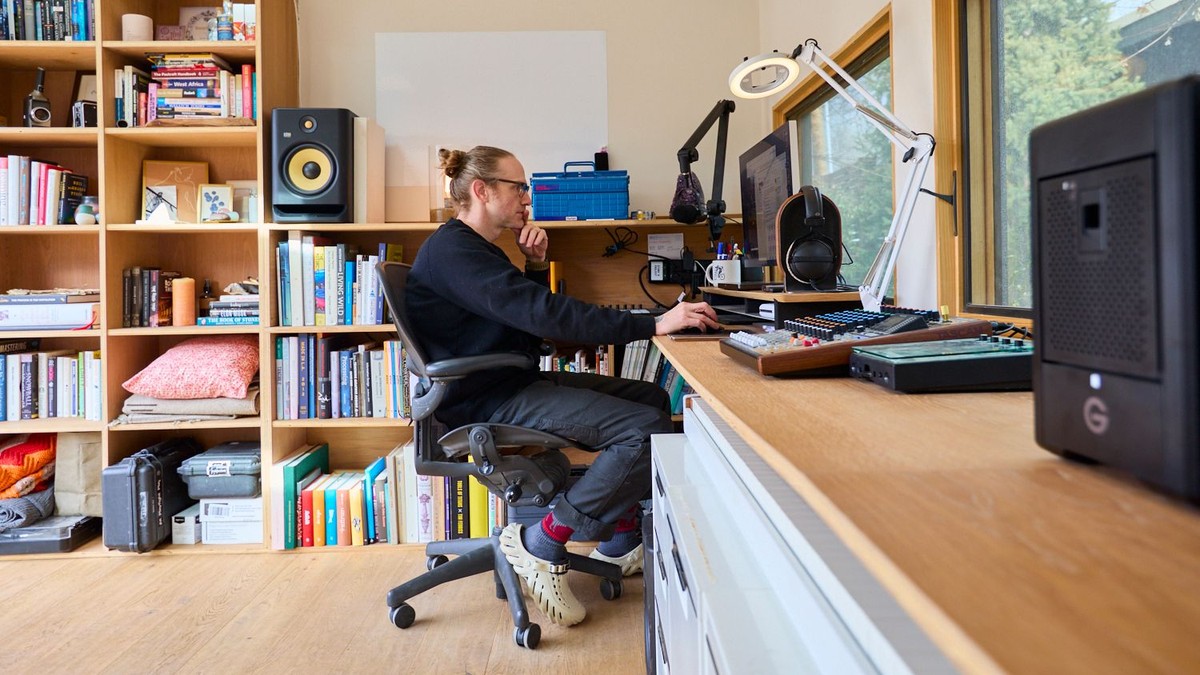 Michael Kern's workspace — photo 6