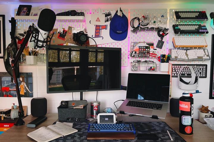 Tim Van Damme’s workspace