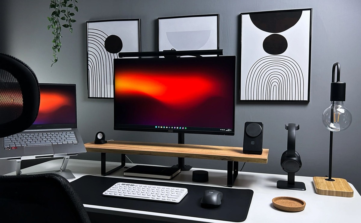Marcel Mroczek's workspace — photo 2