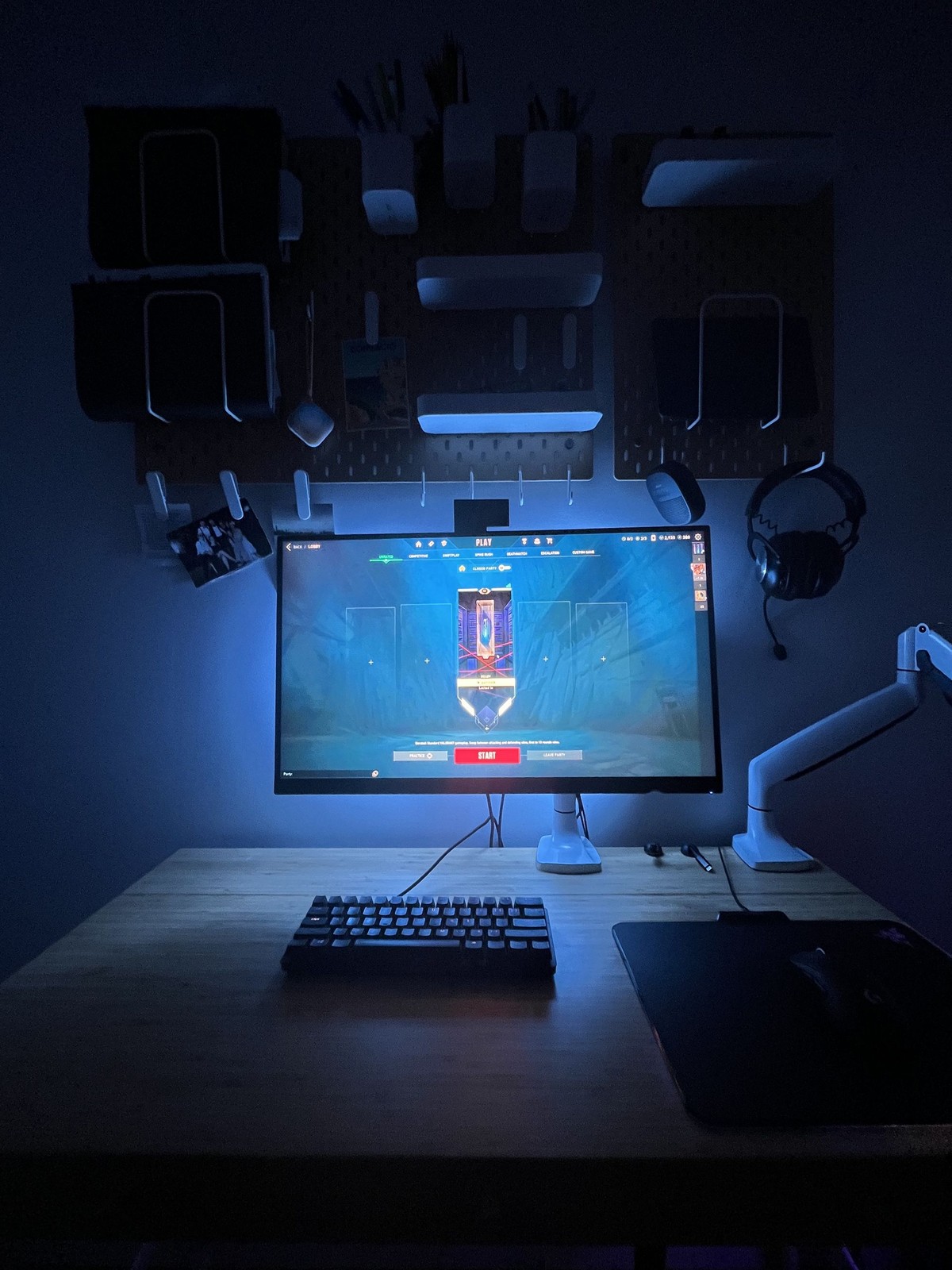 Yannick Guillemot's workspace — photo 2