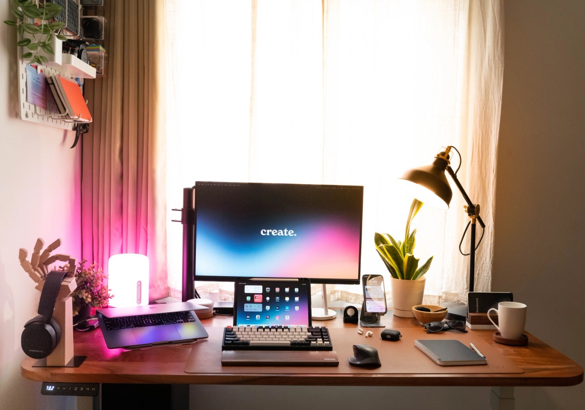 Vishal Krishna's workspace — photo 5