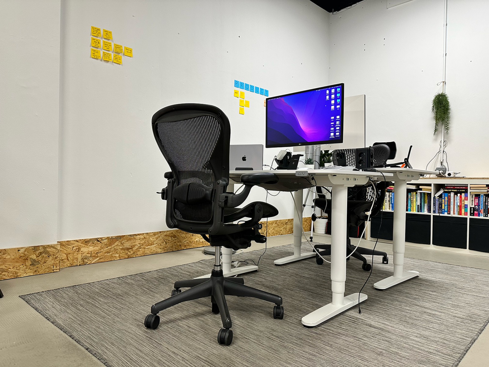 Mike Strives's workspace