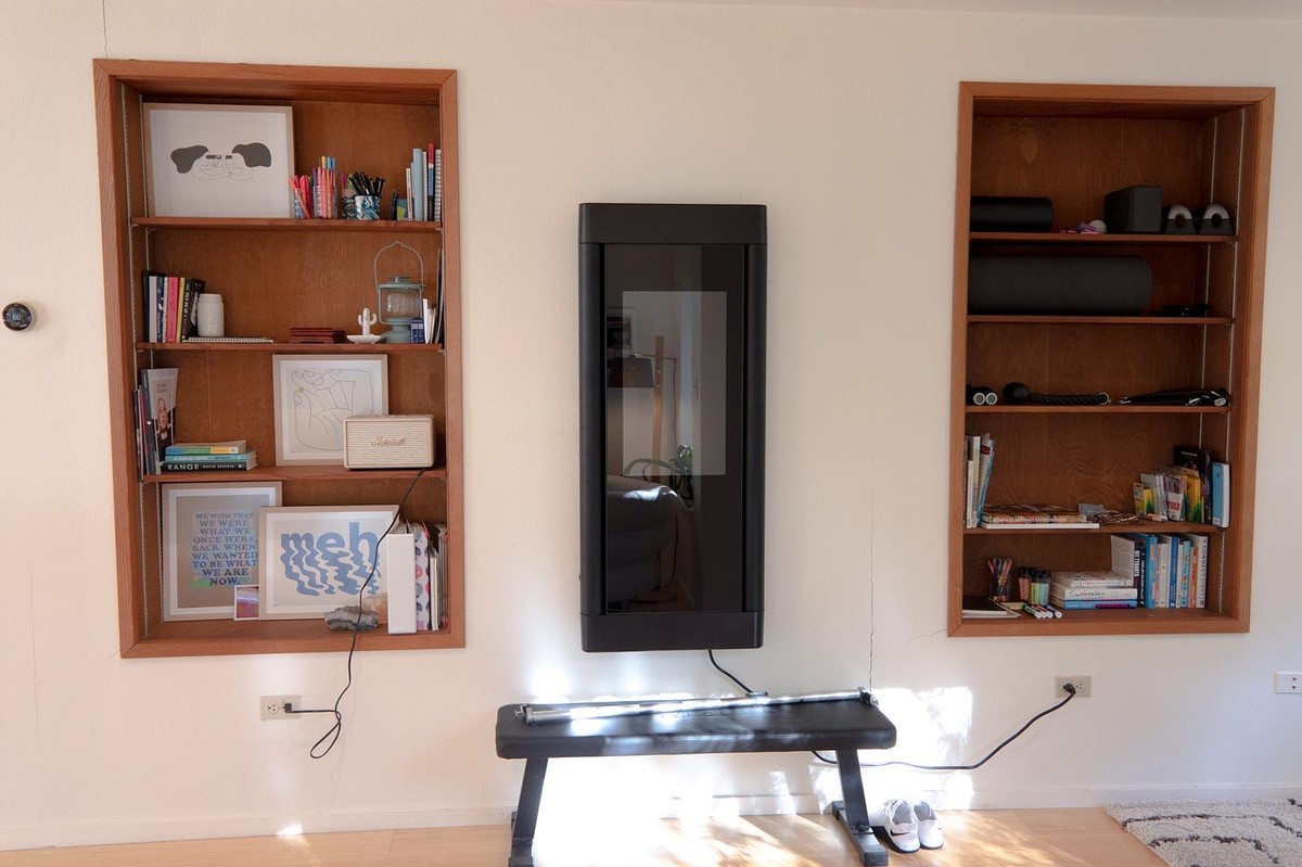 Ariel Norling's workspace — photo 4