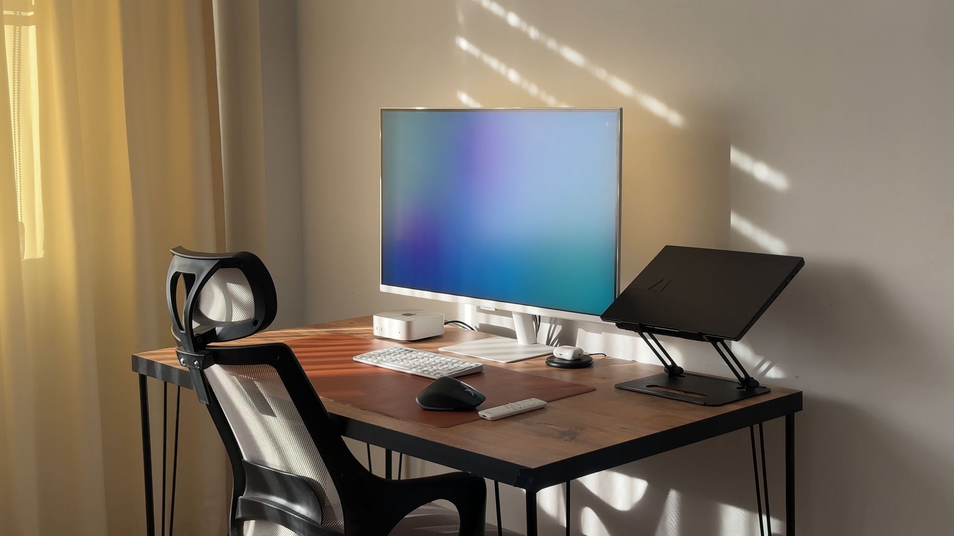 Zineddine Benhaya's workspace