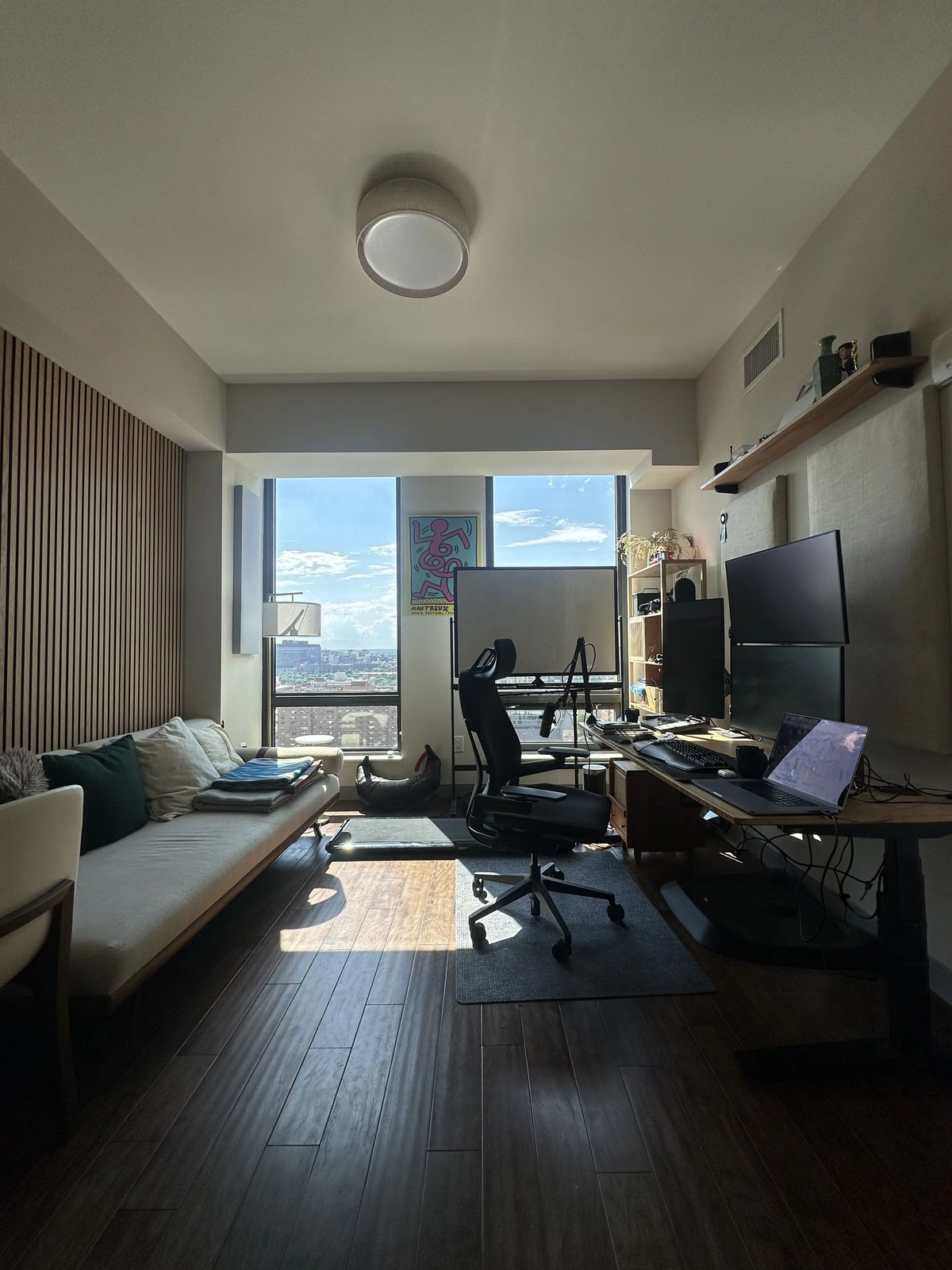 Ben Chon's workspace — photo 4
