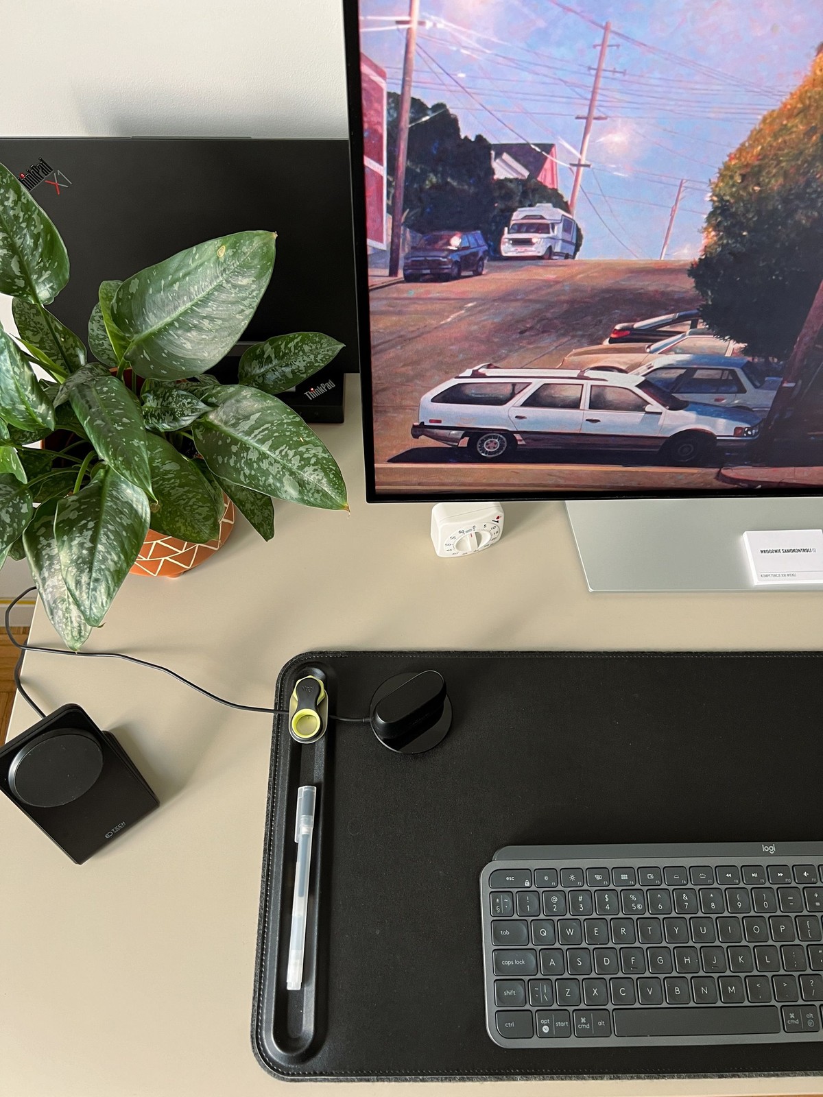 Kamil Poturalski's workspace — photo 4