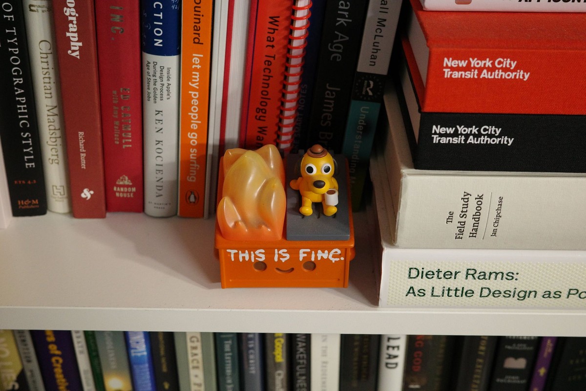 Jonathan Simcoe's workspace — photo 7