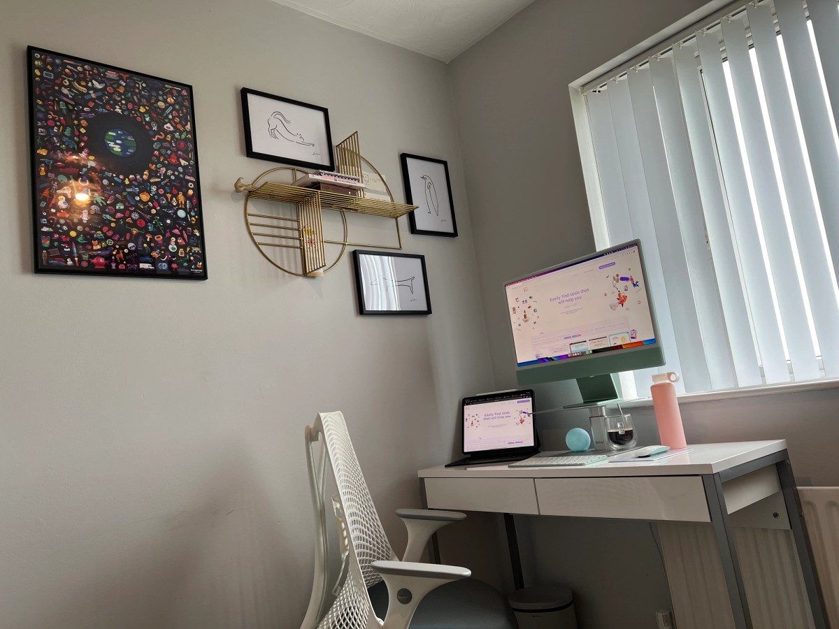 Daniela's workspace — photo 2