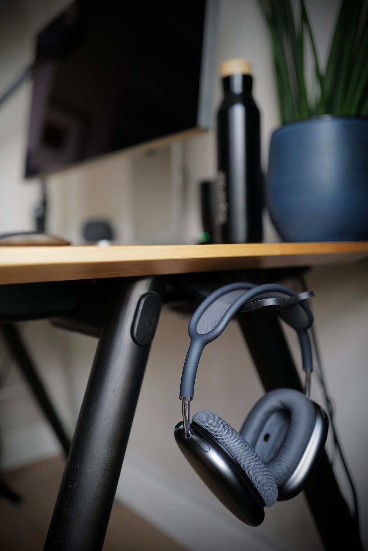 Rafael Conde's workspace — photo 2