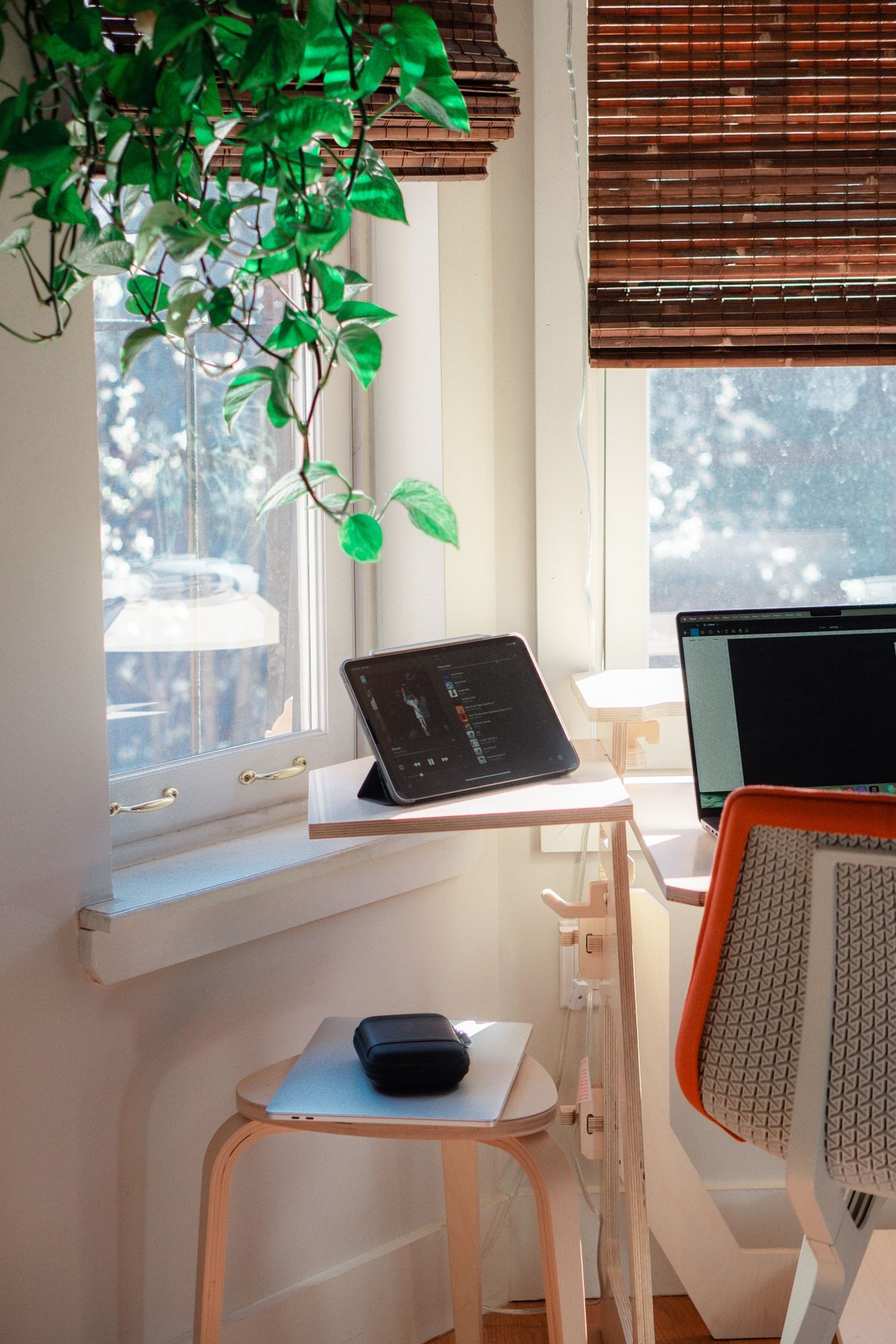 Mandy Thao's workspace — photo 3