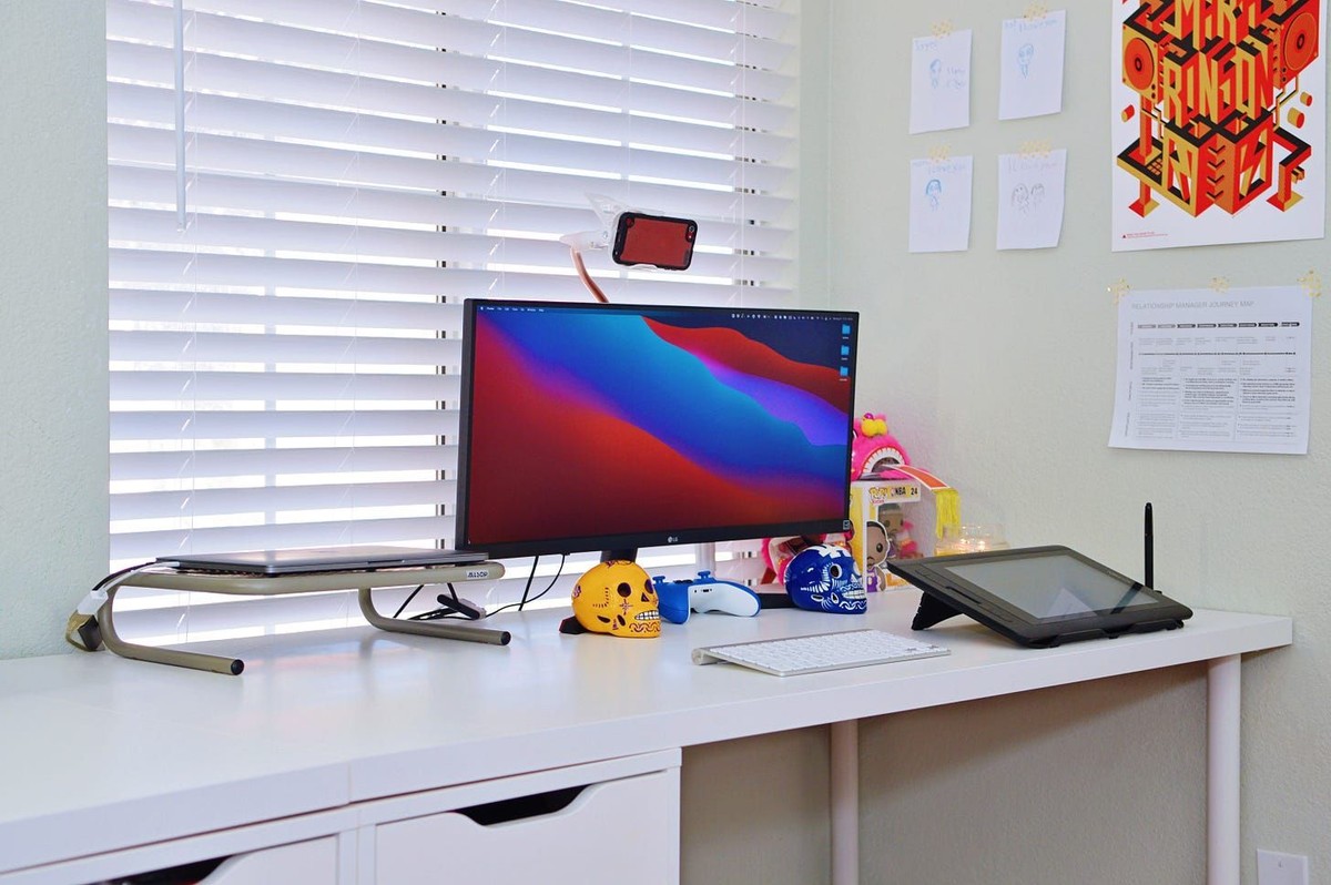 Joseph España's workspace