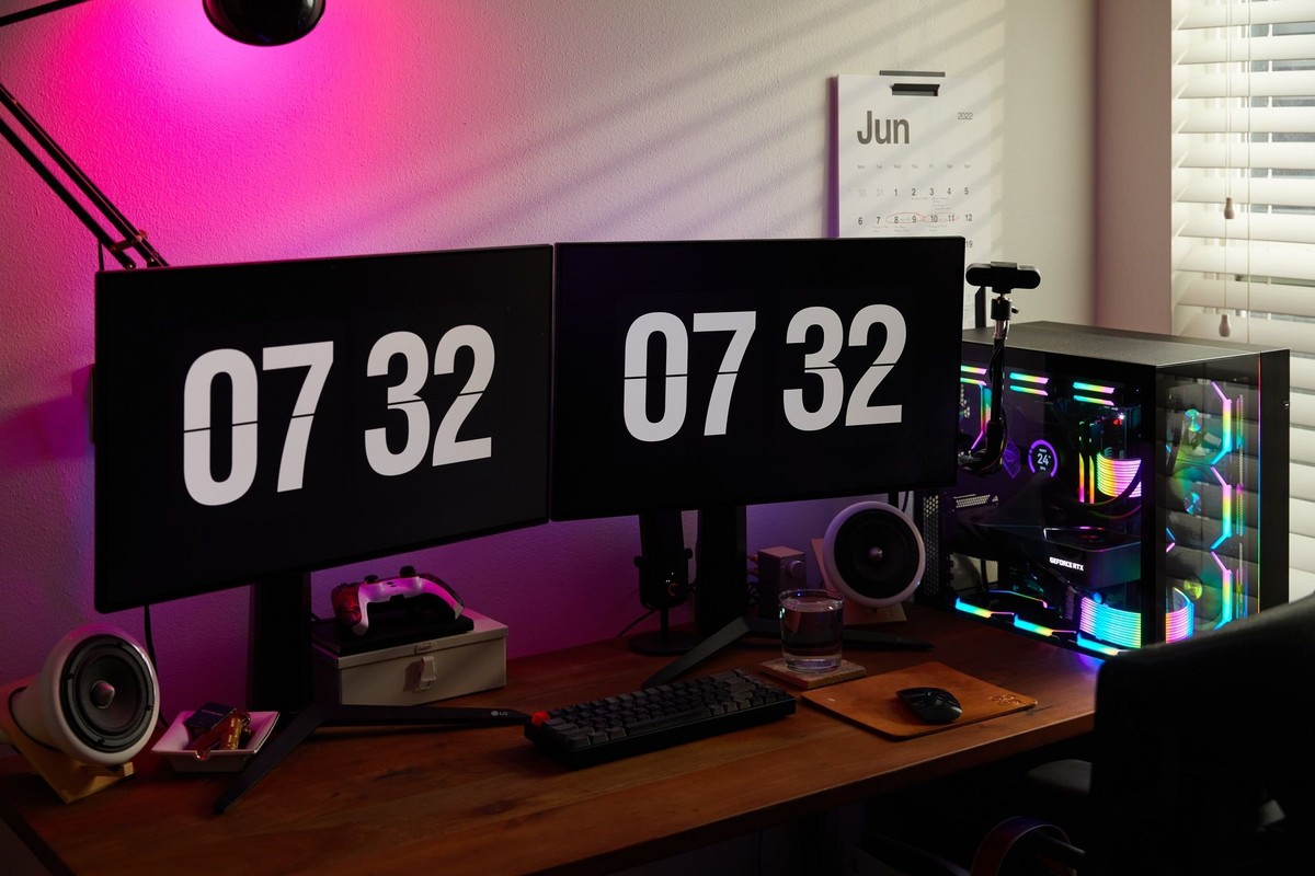 Patrick Michael Chin's workspace — photo 2
