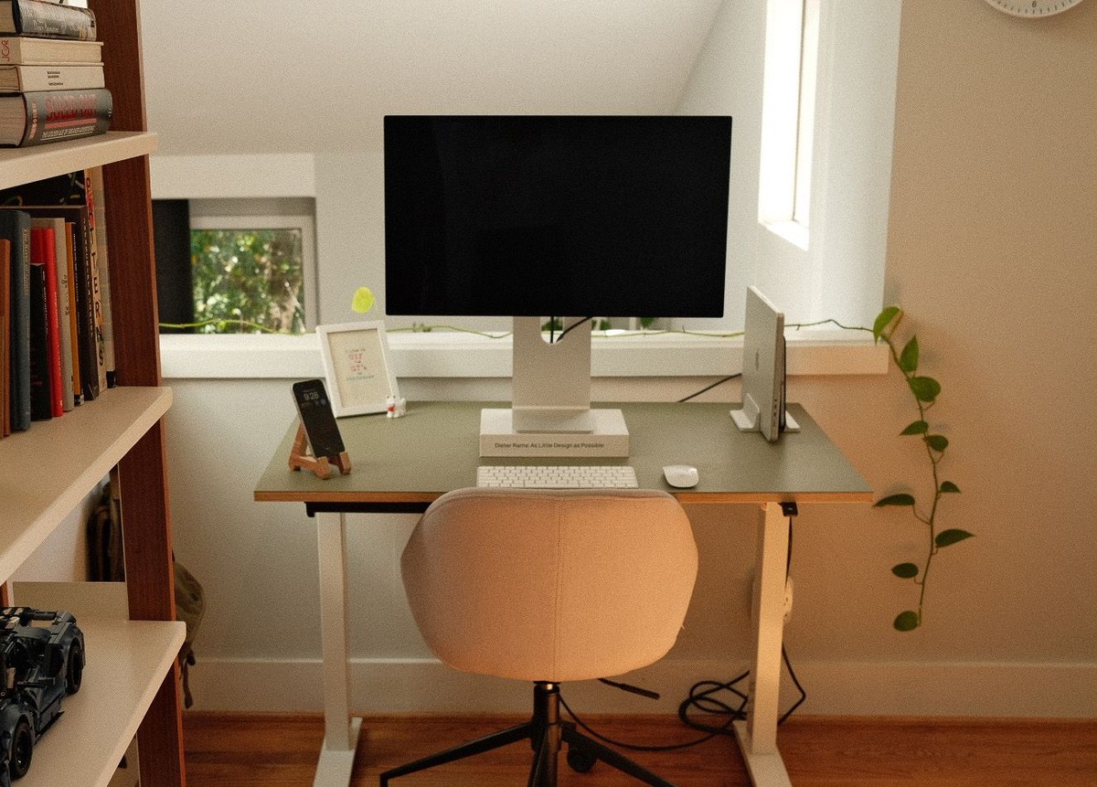 Adam Noffsinger's workspace