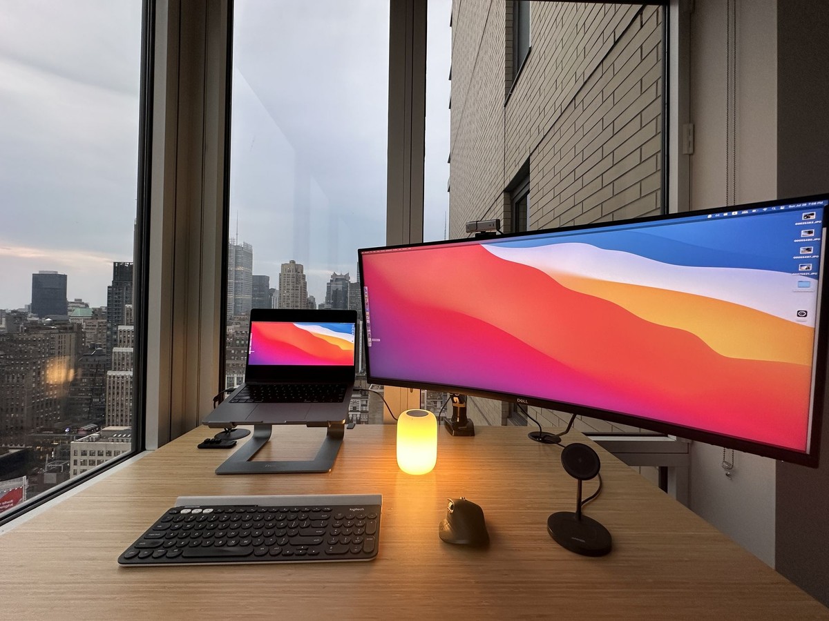 Andrew Yeung's workspace — photo 3