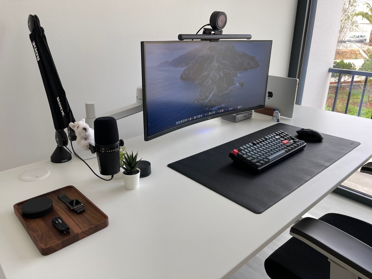 Nelson Batalha's workspace — photo 2