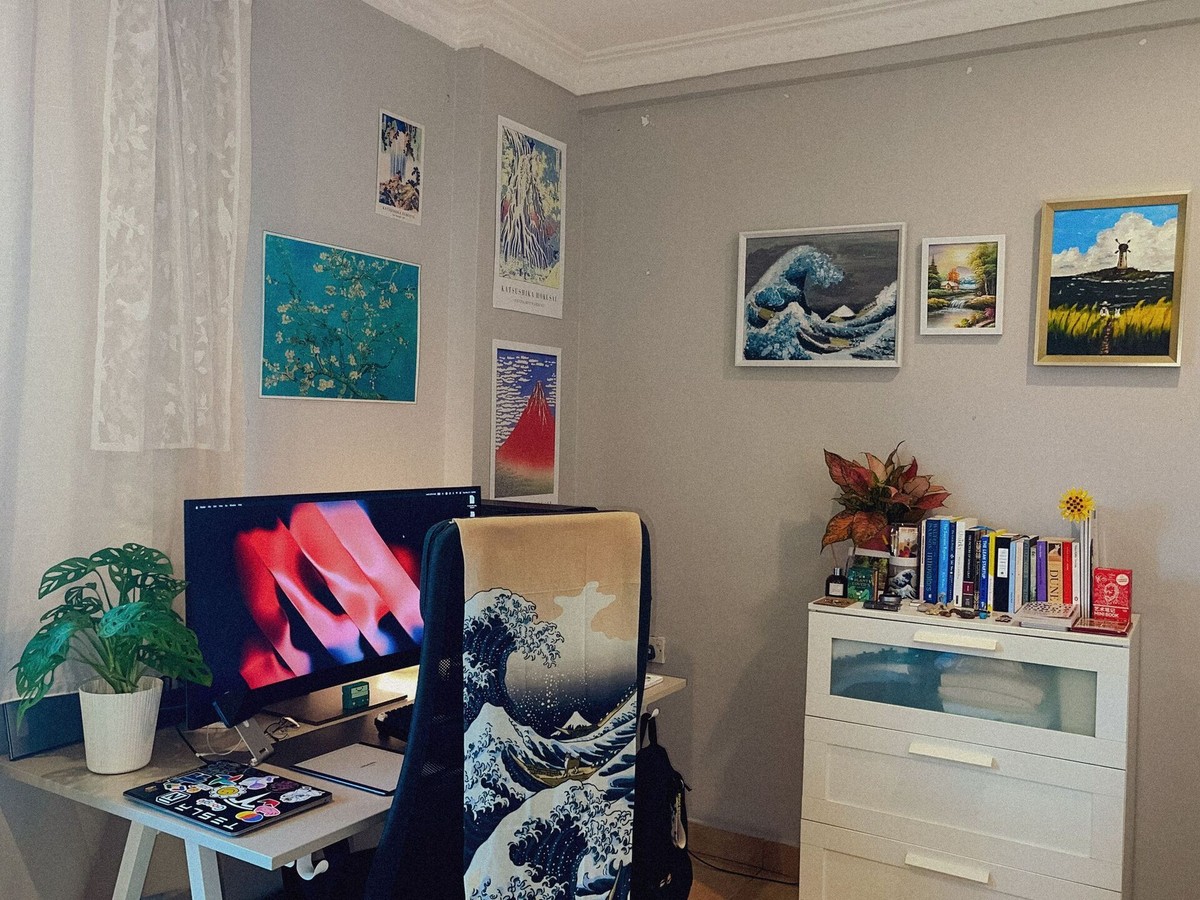 Benedict Neo's workspace — photo 2
