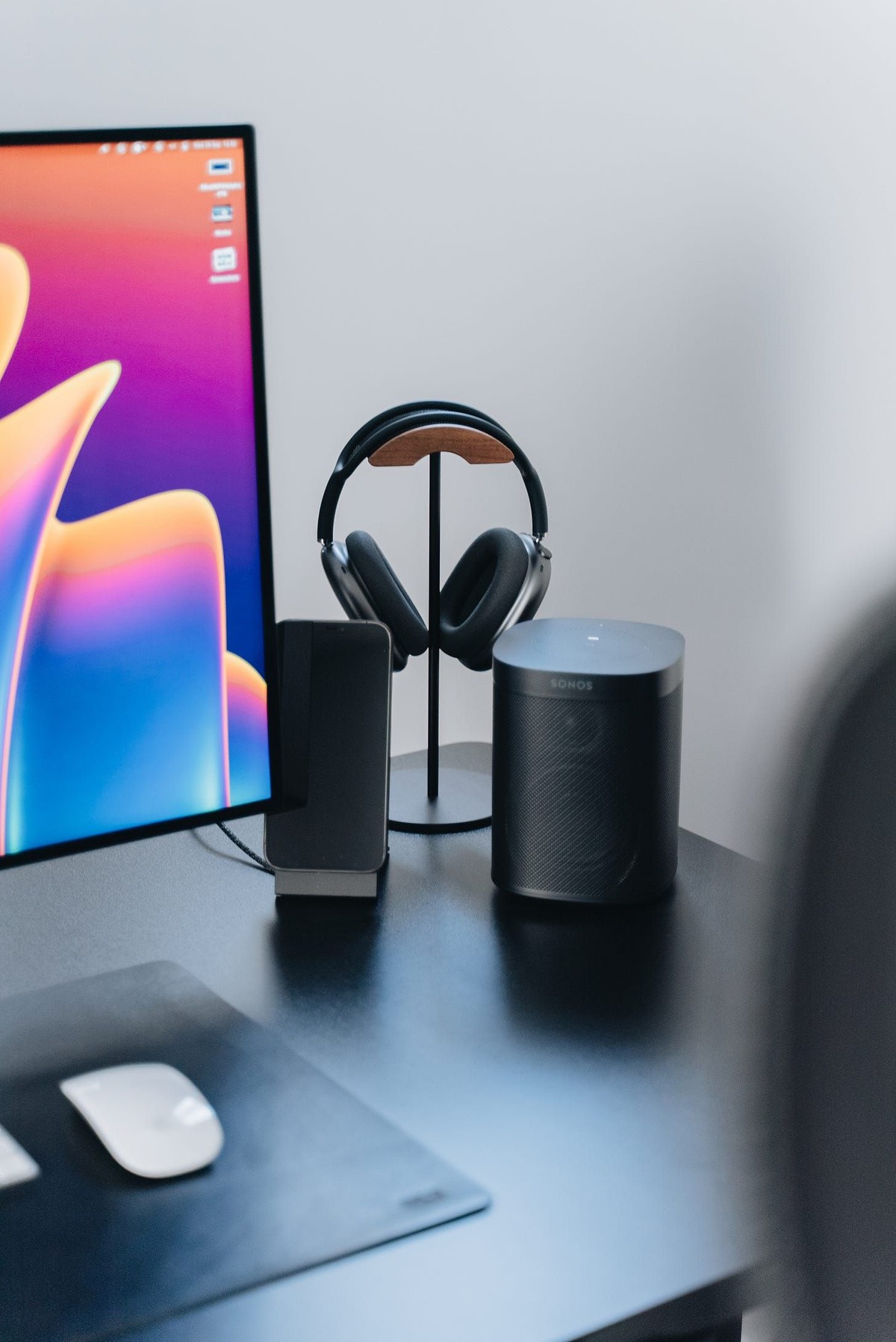 Oliur's workspace — photo 4