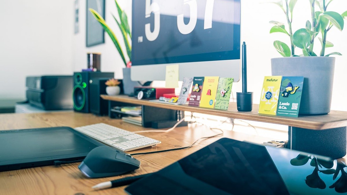 Greg Gunn's workspace — photo 2