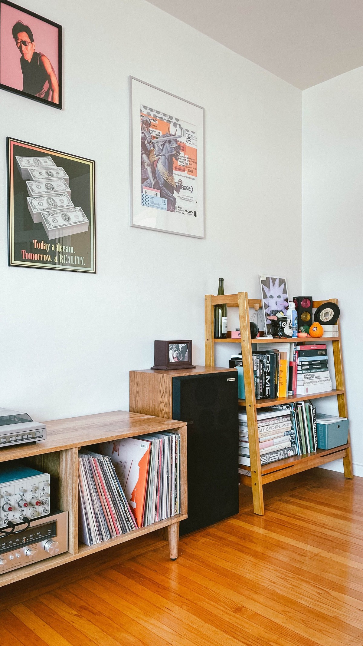 Jason Yim's workspace — photo 5