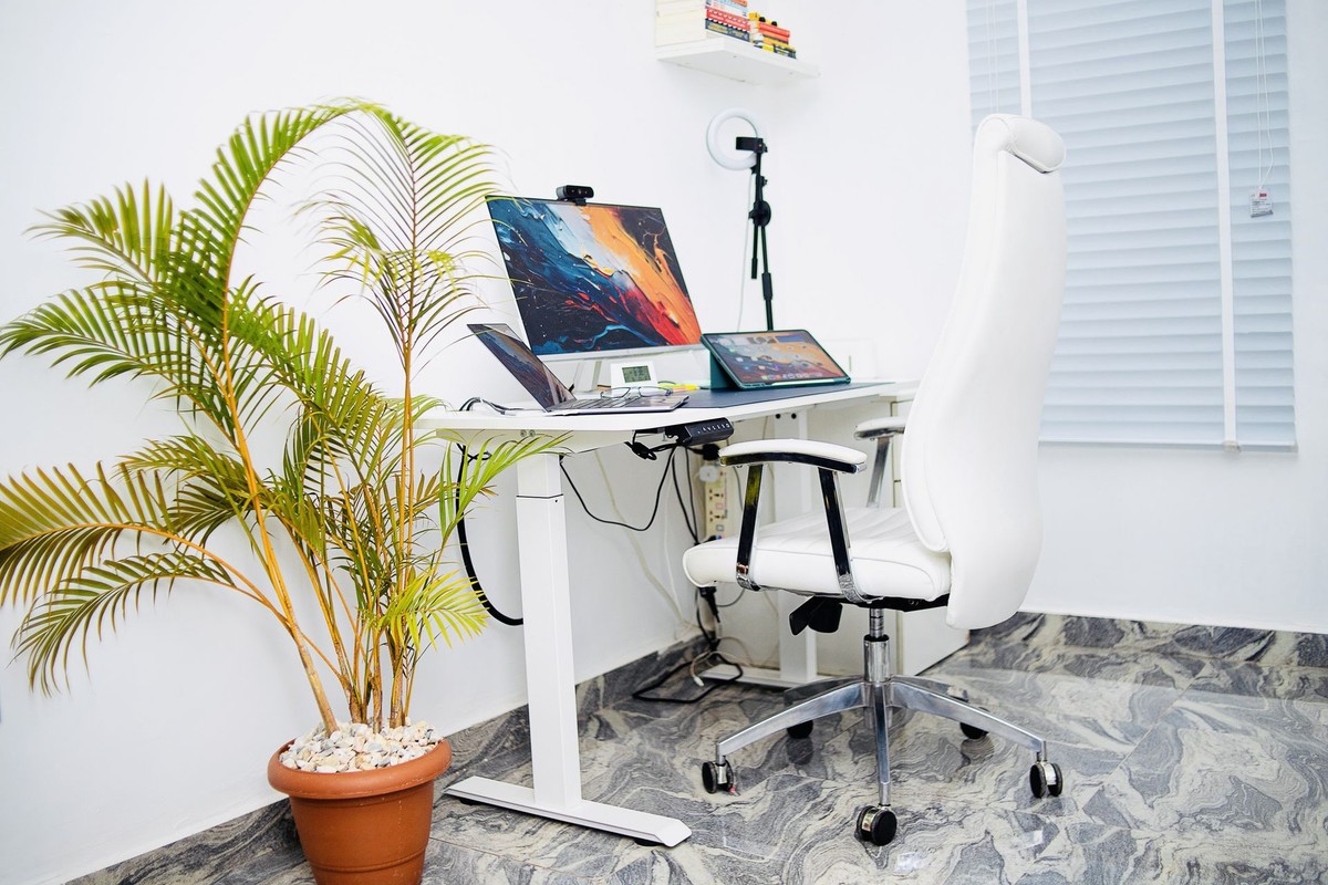 Peter Edebeatu's workspace