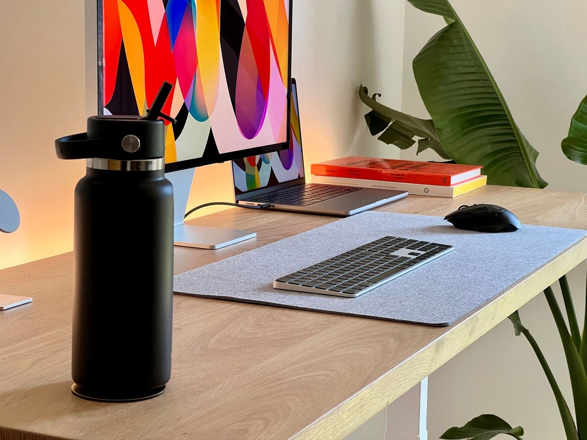 Jonatan Castro's workspace — photo 3