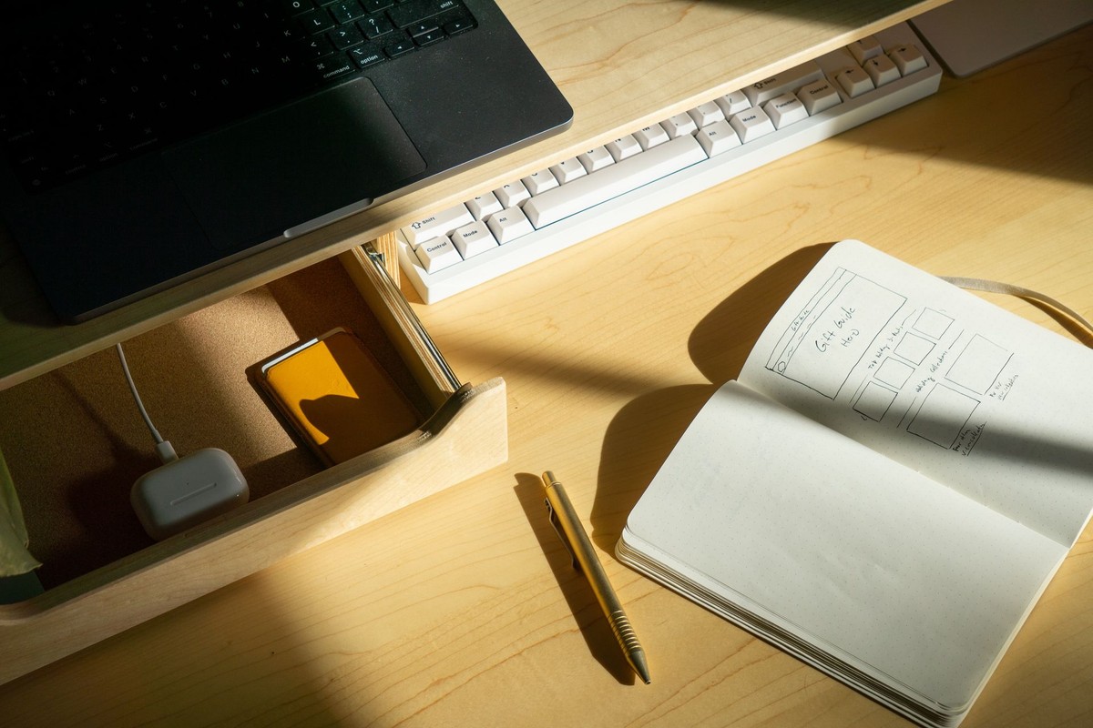David Tyler's workspace — photo 5
