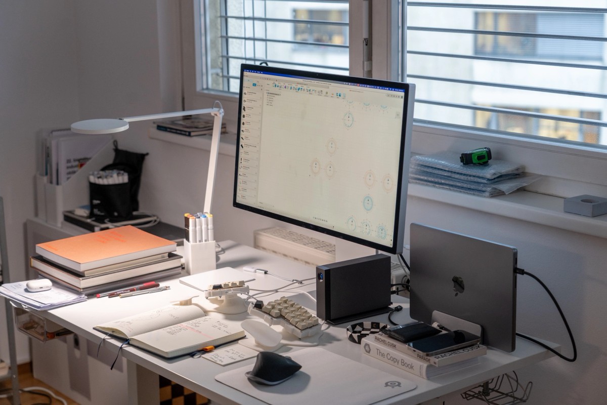 Viktor Vlahek (Ekaeoq)'s workspace — photo 2