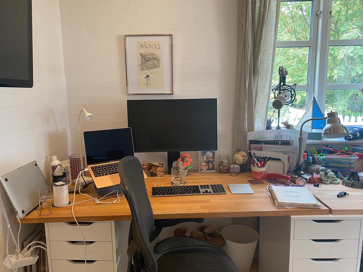 Michele Hansen's workspace