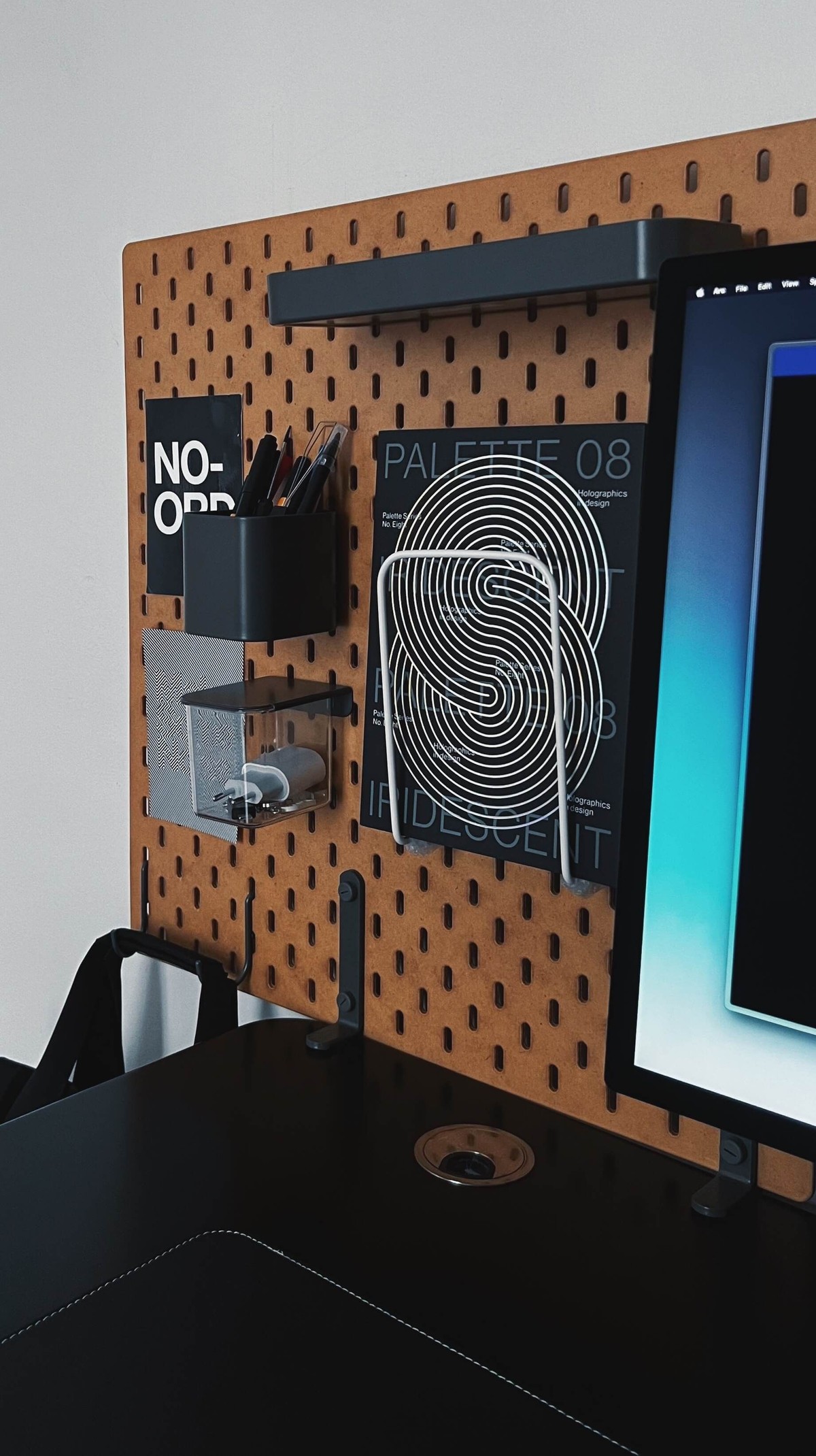 Yann-Edern Gillet's workspace — photo 4