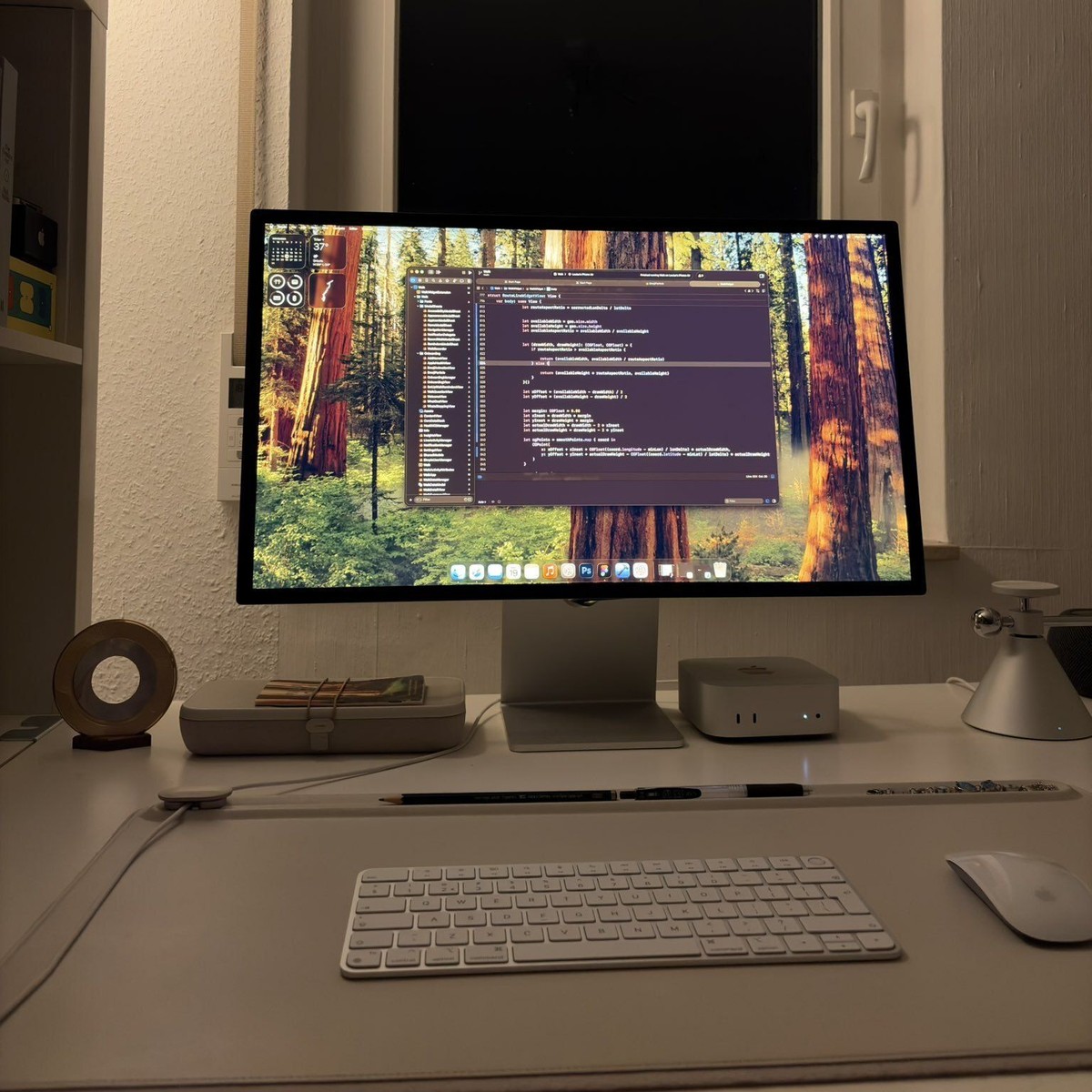 Louisa Gareiss's workspace — photo 2